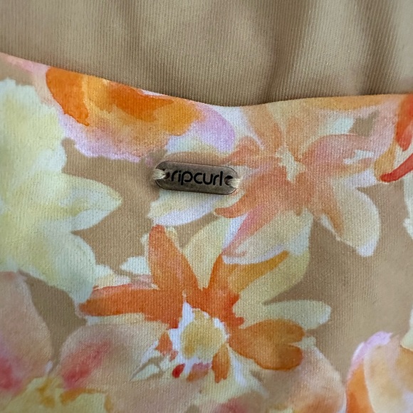 RIPCURL Medium one piece swim suit NWT - Picture 11 of 13